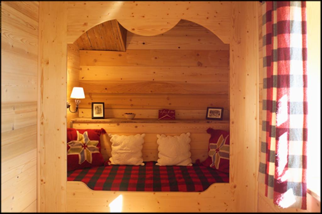 Hotel La Ferme Du Chozal, Chalet De Tradition オトリュス エクステリア 写真